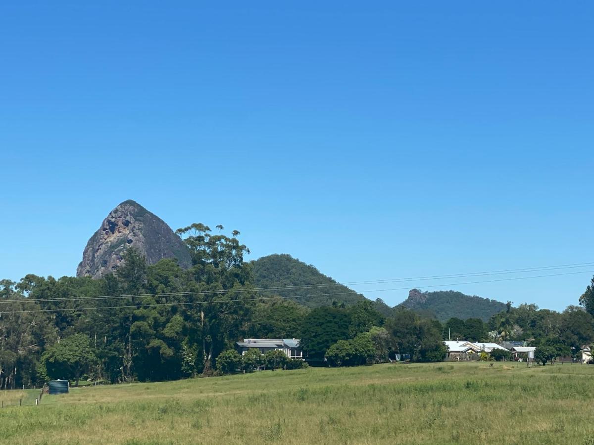 Ark Accommodation Glass House Mountains Extérieur photo